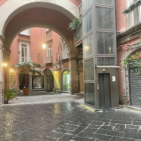 Urban Chic Suite Toledo Neapel Exteriör bild