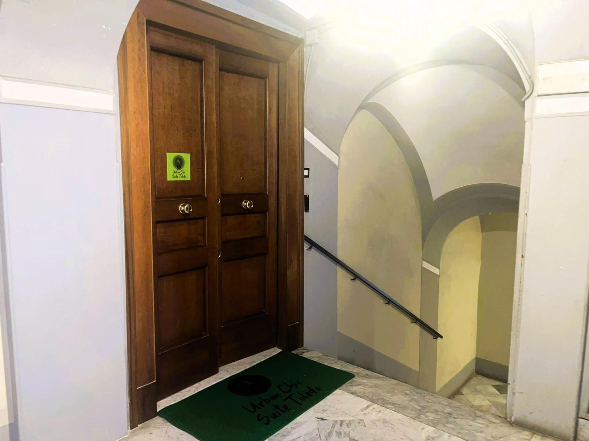 Urban Chic Suite Toledo Neapel Exteriör bild